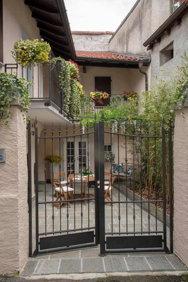 Casa Mia Villa Castelveccana Luaran gambar