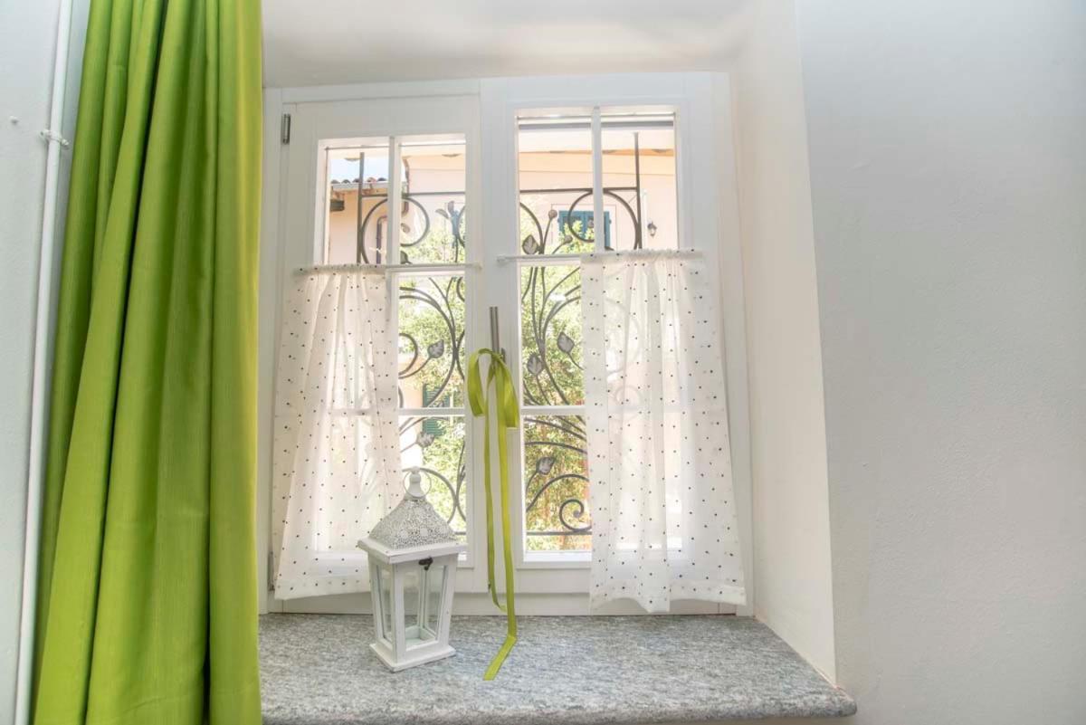 Casa Mia Villa Castelveccana Luaran gambar